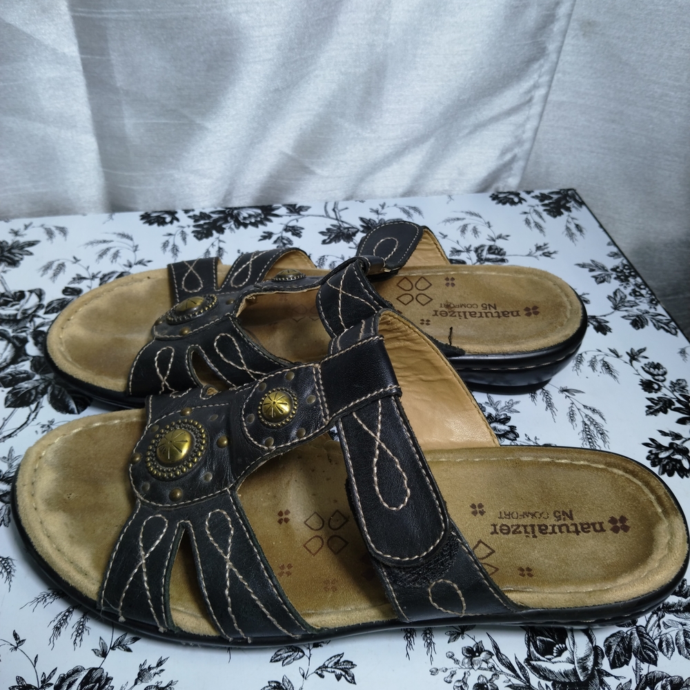 Black‎ Leather Sandals with Gold Accents